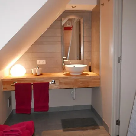 Bed & Breakfast Bella En Basiel *